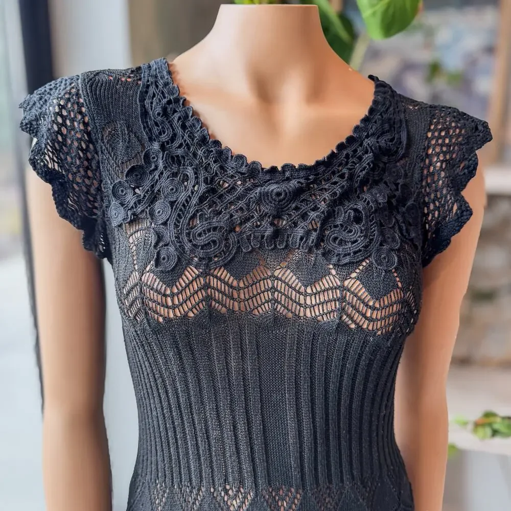 MONORENO, Y2K Black Crocheted Top w Scalloped Accents Whimsigoth Women's Medium - Picture 7 of 11